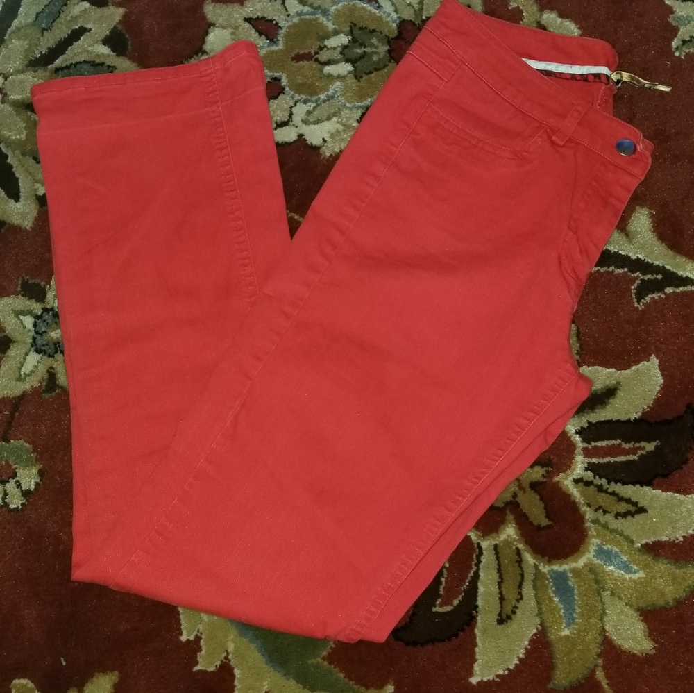COPY - Red Hot jeans!